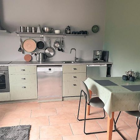 The Blue Door Apartment Cahersiveen Bagian luar foto